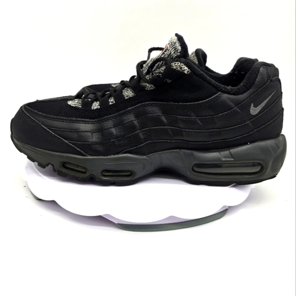 Nike Shoe Men's 11 Air Max 95 Essential Black 749766-065 - Picture 1 of 9